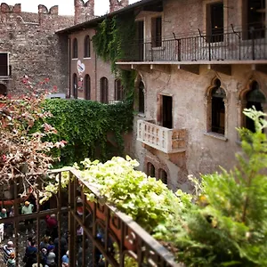 Relais Balcone Di Giulietta Гостевой дом