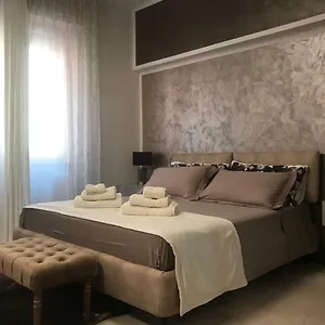 Via Roma 12 Guest house